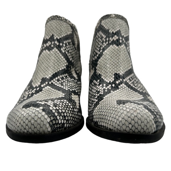 Lucky Brand Baley Snake Print Booties (6.5 M) - Picture 9 of 16